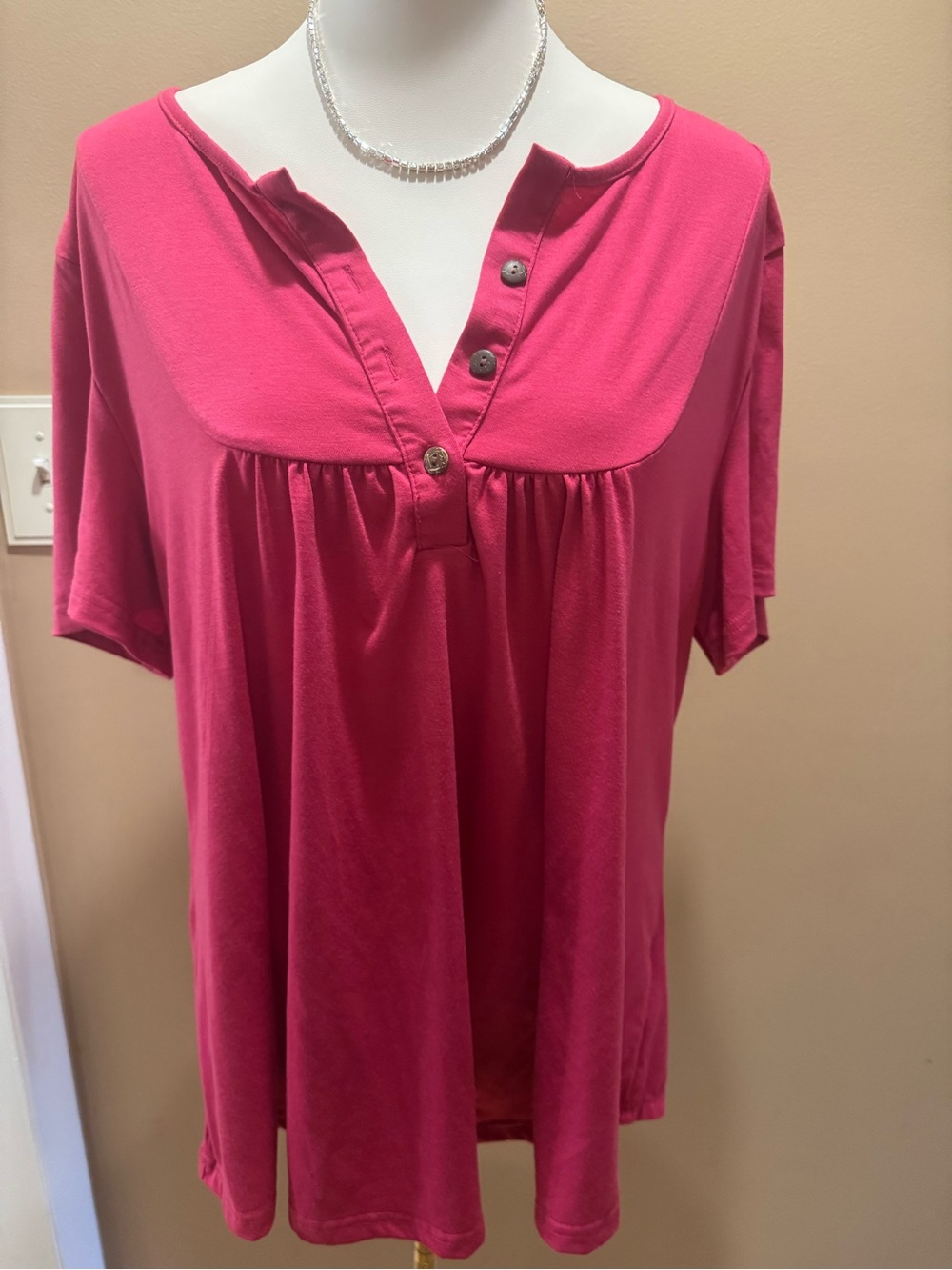 Women’s Pink Button-Front Short Sleeve Top